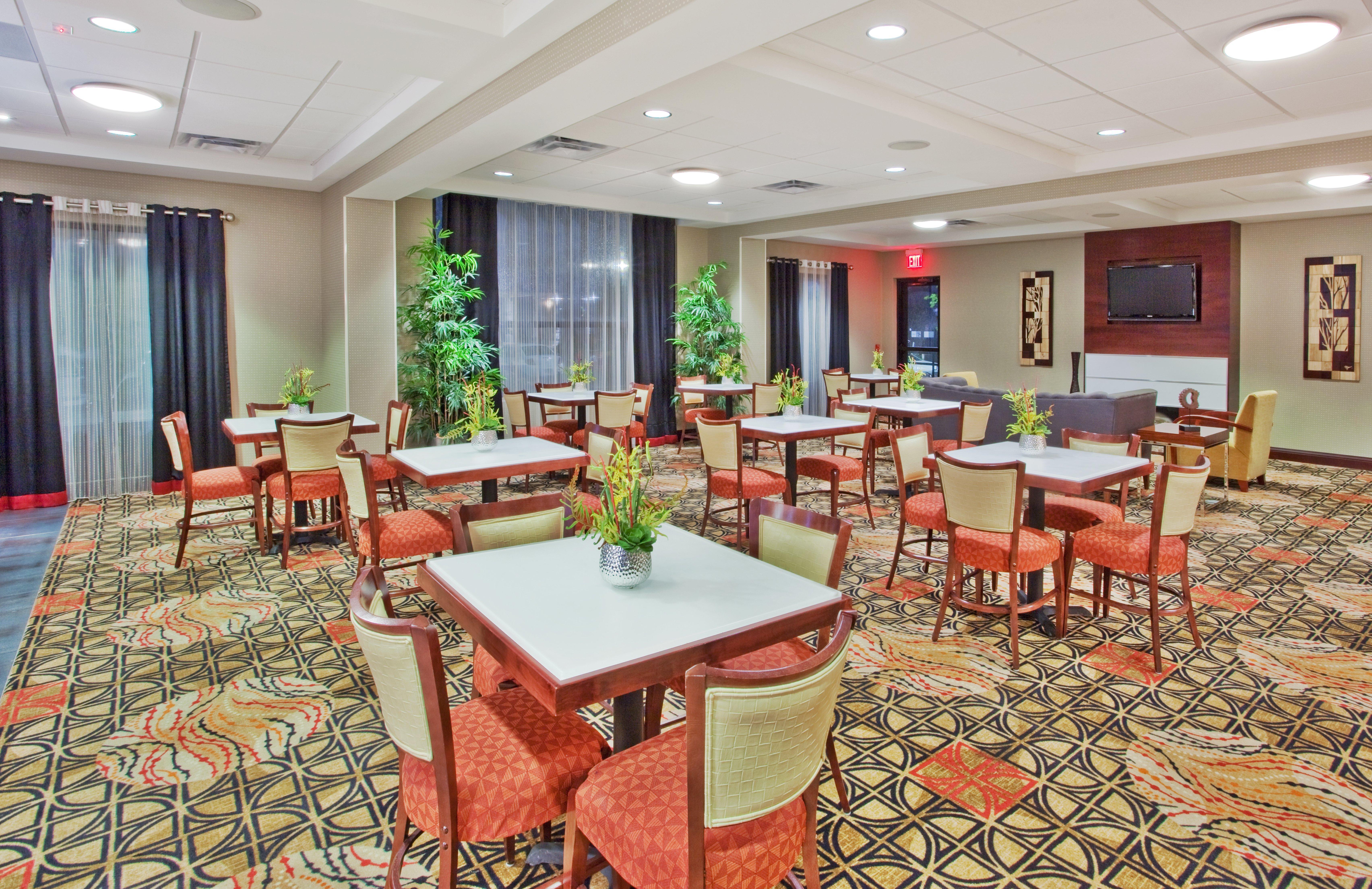 Holiday Inn Express Hotel & Suites Atlanta-Cumming By Ihg Bagian luar foto