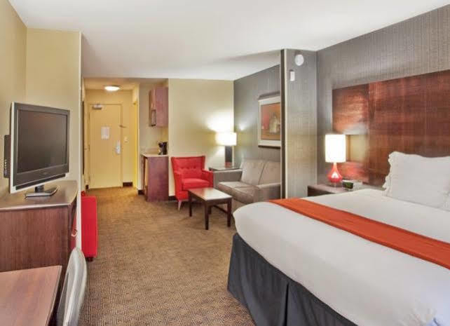 Holiday Inn Express Hotel & Suites Atlanta-Cumming By Ihg Bagian luar foto
